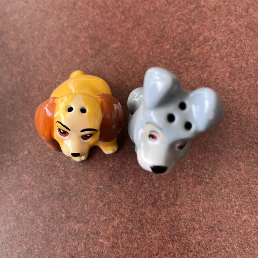 Disney Lady and the Tramp Salt and Pepper Shakers Ceramic Dog Figurine Set
